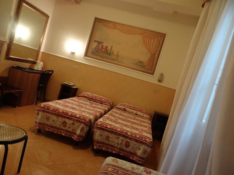 Ascot Hotel Florença